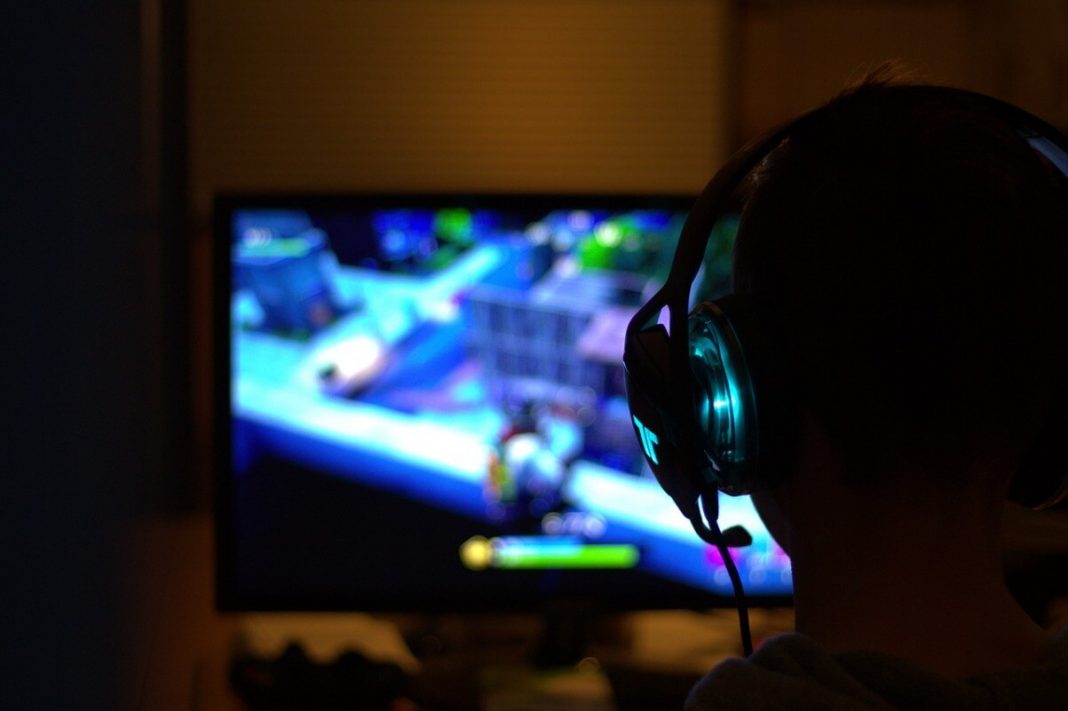 man-playing-battle-royale-video-game