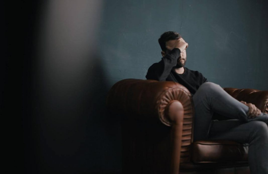 men-battle-depression
