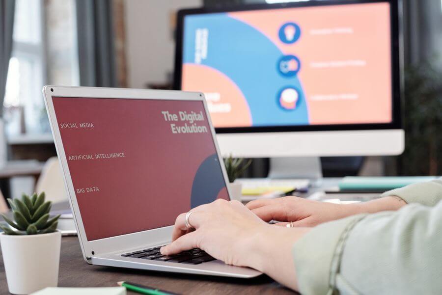 AI Is Changing the Modern Workplace